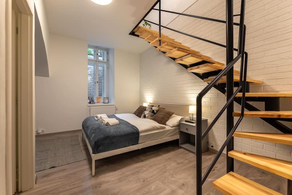 Eclectic And Design Duplex In Prague Lägenhet Exteriör bild
