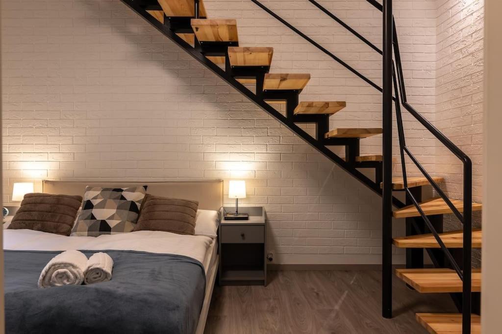 Eclectic And Design Duplex In Prague Lägenhet Exteriör bild